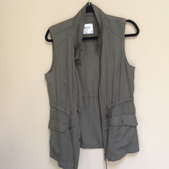 Khaki Green Zippered Vest   Size M - Picture 4 of 6